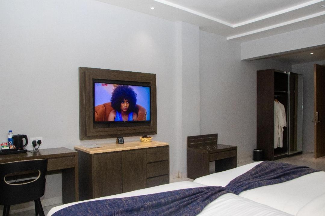 Perfecto La Villa Hotel And Suites Lagos Exterior photo